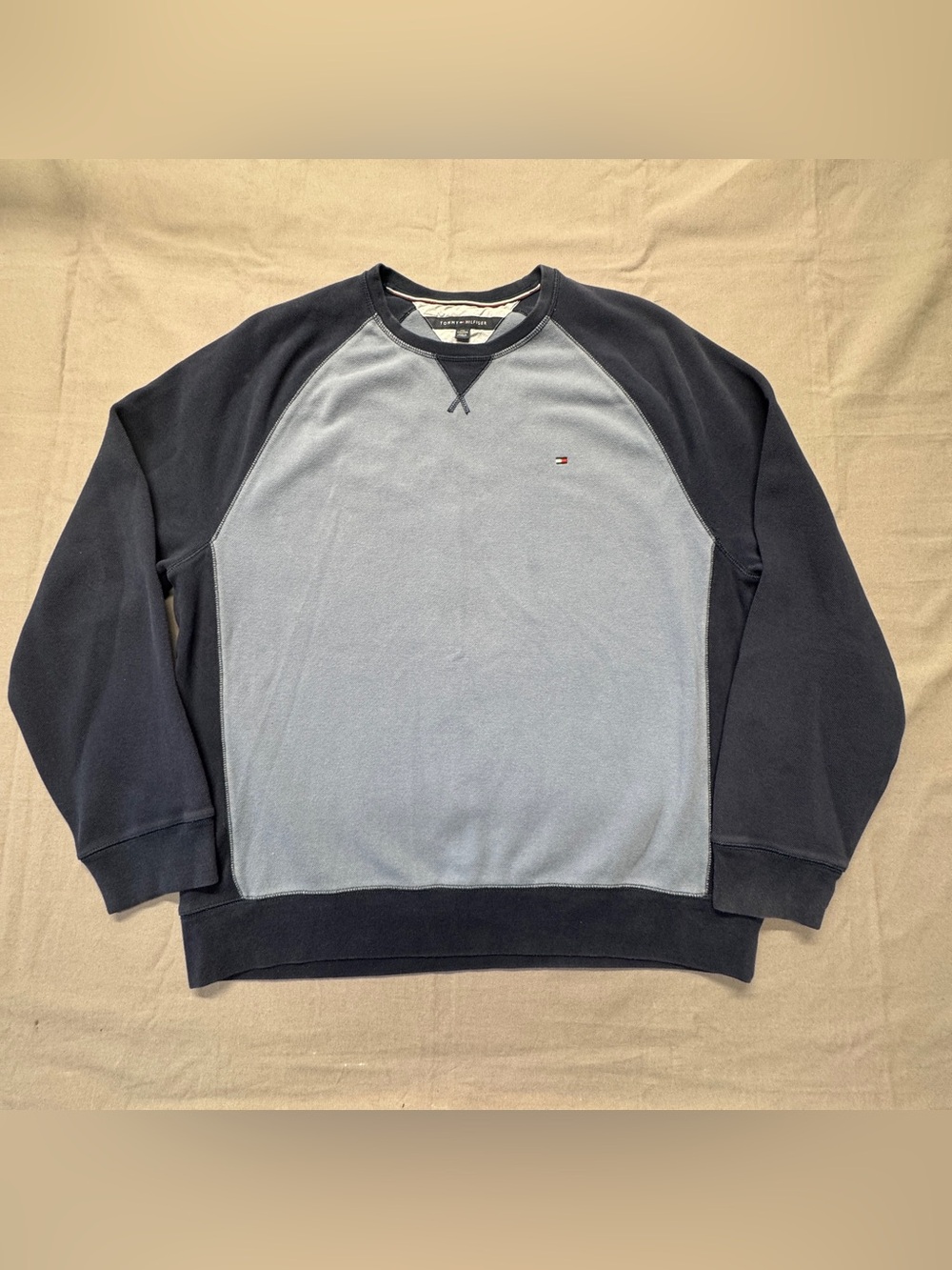 Tommy Hilfiger Men’s Navy and Light Blue Crewneck Sweatshirt